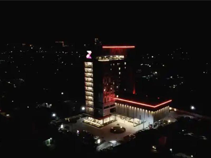 Hotel The Zuri Baturaja Baturaja  Esterno foto